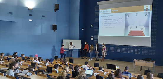 séminaire ludo pédagogique de rentrée pour les étudiants en 1ère année de Bachelor Business