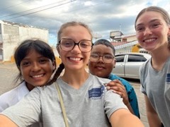 Mission Humacité Emma Montlaur